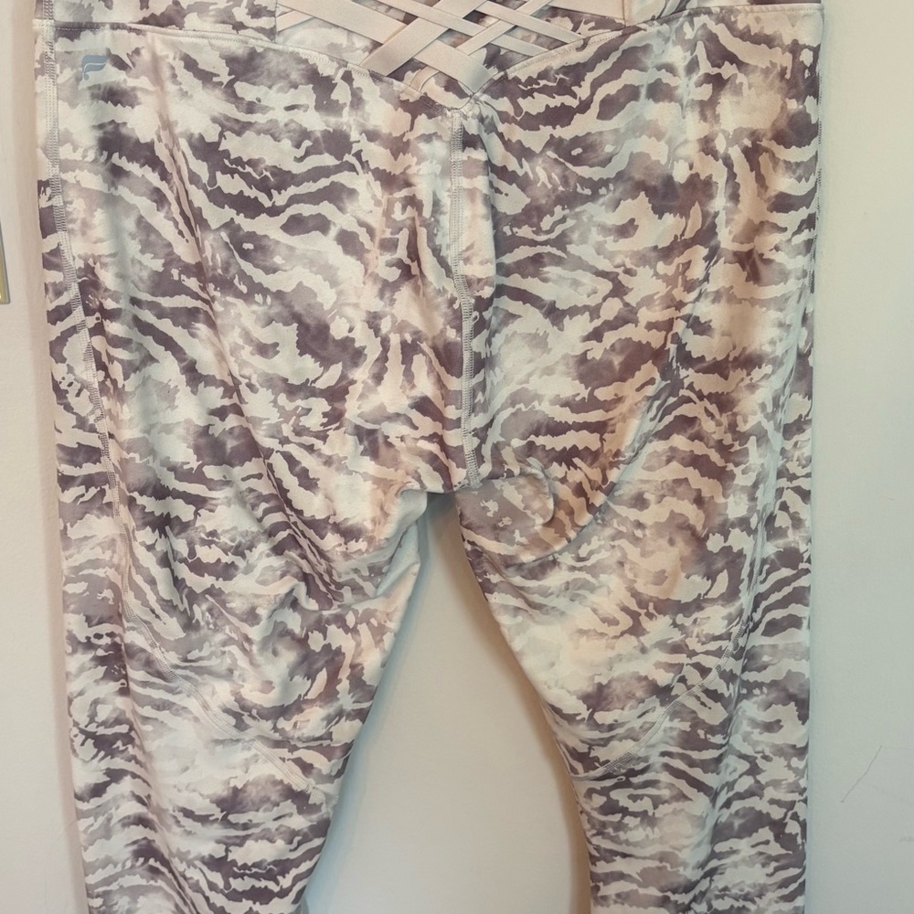 Fabletics leggings - Picture 2 of 2